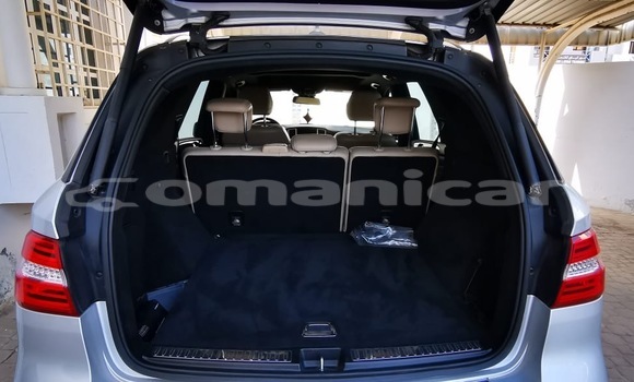 Buy Used Mercedes-Benz M–Class Silver Car in Bawshar in Masqat