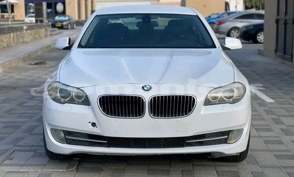 Buy Used Toyota Avalon White Car in al–Masna'ah in al-Batinah