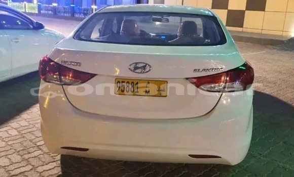 Buy Used Toyota Avalon White Car in ar–Rustaq in al-Batinah Buy Used Toyota Avalon White Car in ar–Rustaq in al-Batinah