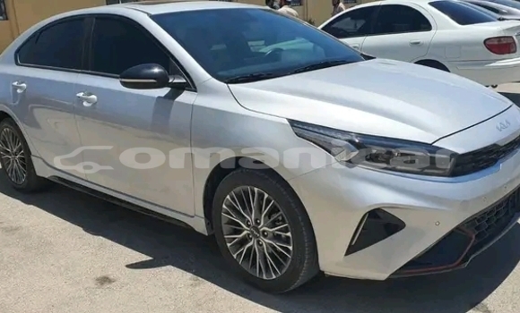 Buy Used Kia Cerato Other Car in Al khuwair in al-Batinah Buy Used Kia Cerato Other Car in Al khuwair in al-Batinah