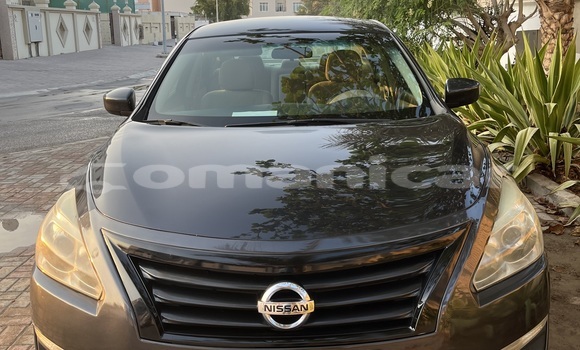 Buy Used Nissan Altima Blue Car in as–Sib in Masqat Buy Used Nissan Altima Blue Car in as–Sib in Masqat