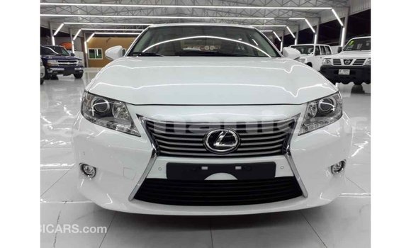 Buy Import Lexus ES White Car in Import - Dubai in Dhufar Buy Import Lexus ES White Car in Import - Dubai in Dhufar