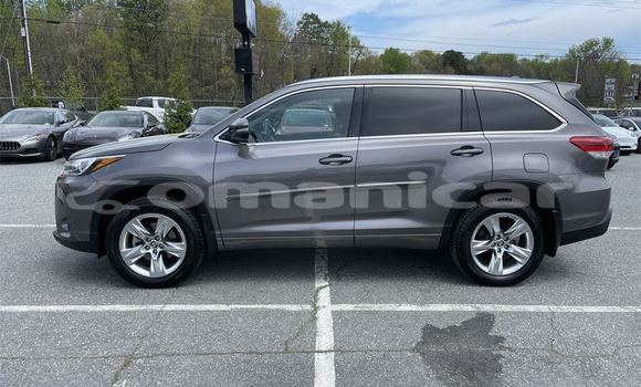 Buy Used Toyota Highlander Other Car in Masqat in Masqat Buy Used Toyota Highlander Other Car in Masqat in Masqat