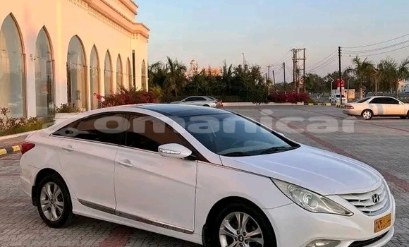 Buy Used Toyota Altis White Car in ar–Rustaq in al-Batinah Buy Used Toyota Altis White Car in ar–Rustaq in al-Batinah