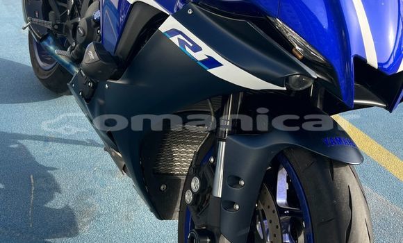 Buy Used Yamaha R1 Blue Bike in Muscat in Masqat Buy Used Yamaha R1 Blue Bike in Muscat in Masqat