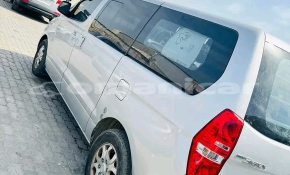 Buy Used Bitter Type 3 Other Car in as–Sib in Masqat Buy Used Bitter Type 3 Other Car in as–Sib in Masqat