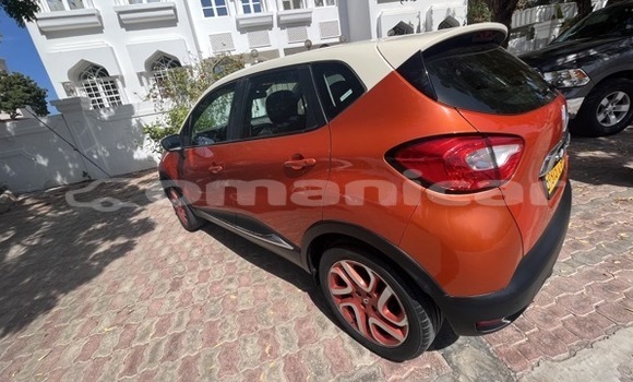 Buy Used Renault Captur Other Car in Muscat in Masqat Buy Used Renault Captur Other Car in Muscat in Masqat