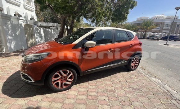 Buy Used Renault Captur Other Car in Muscat in Masqat Buy Used Renault Captur Other Car in Muscat in Masqat