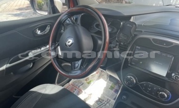 Buy Used Renault Captur Other Car in Muscat in Masqat Buy Used Renault Captur Other Car in Muscat in Masqat