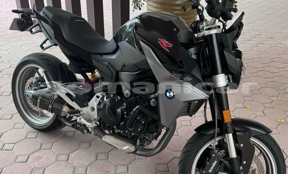 Buy Used BMW R 900 Black Bike in Muscat in Masqat