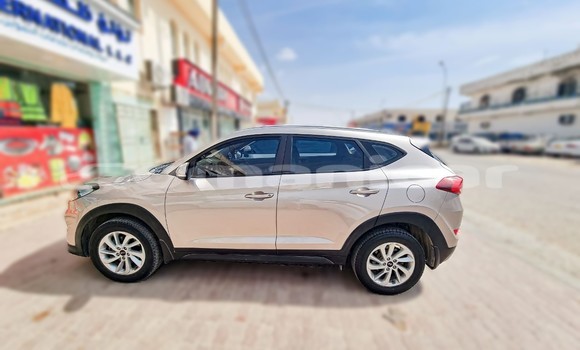 Buy Used Hyundai Tucson Beige Car in Salalah in Dhufar Buy Used Hyundai Tucson Beige Car in Salalah in Dhufar