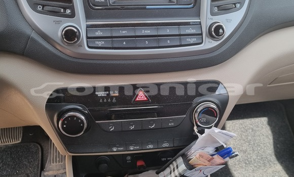 Buy Used Hyundai Tucson Beige Car in Salalah in Dhufar Buy Used Hyundai Tucson Beige Car in Salalah in Dhufar