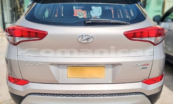 Buy Used Hyundai Tucson Beige Car in Salalah in Dhufar Buy Used Hyundai Tucson Beige Car in Salalah in Dhufar