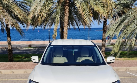 Buy Used Nissan X–Trail White Car in Muscat in Masqat Buy Used Nissan X–Trail White Car in Muscat in Masqat