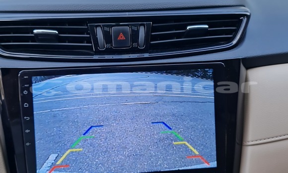 Buy Used Nissan X–Trail White Car in Muscat in Masqat Buy Used Nissan X–Trail White Car in Muscat in Masqat