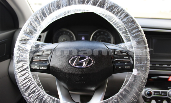 Buy Used Hyundai Elantra Other Car in as–Sib in Masqat Buy Used Hyundai Elantra Other Car in as–Sib in Masqat