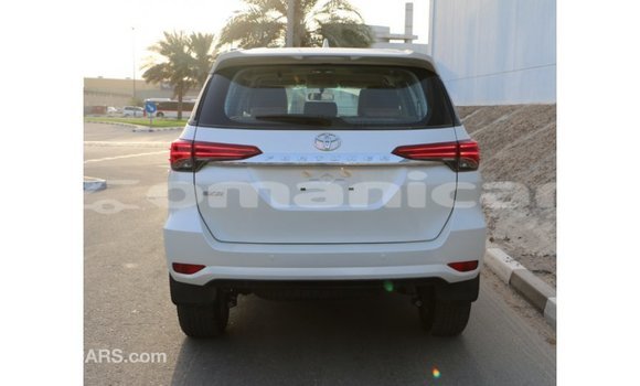 Buy Import Toyota Fortuner Black Car in Import - Dubai in Dhufar Buy Import Toyota Fortuner Black Car in Import - Dubai in Dhufar