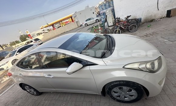 Buy Used Hyundai Elantra Beige Car in Muscat in Masqat Buy Used Hyundai Elantra Beige Car in Muscat in Masqat
