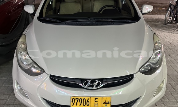 Buy Used Hyundai Elantra Beige Car in Muscat in Masqat Buy Used Hyundai Elantra Beige Car in Muscat in Masqat