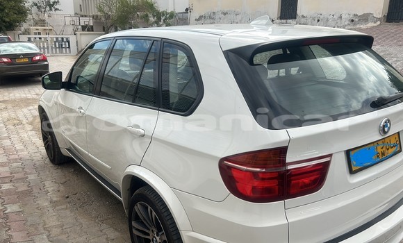Buy Used BMW X5 White Car in Masqat in Masqat Buy Used BMW X5 White Car in Masqat in Masqat