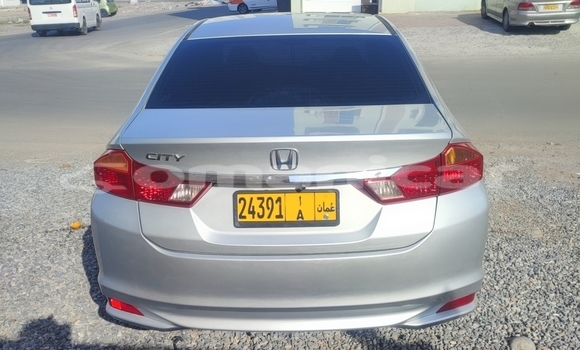 Buy Used Honda City Silver Car in Masqat in Masqat