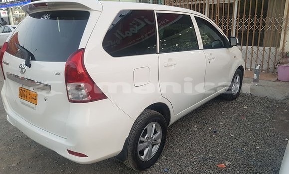 Buy Used Toyota Avanza White Car in al–Khaburah in al-Batinah Buy Used Toyota Avanza White Car in al–Khaburah in al-Batinah