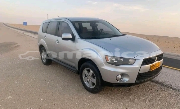 Buy Used Mitsubishi Chariot Silver Car in Nizwa in ad-Dakhiliyah Buy Used Mitsubishi Chariot Silver Car in Nizwa in ad-Dakhiliyah