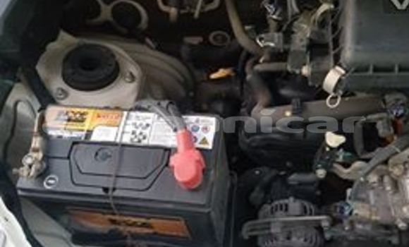 Buy Used Toyota Avanza White Car in al–Khaburah in al-Batinah Buy Used Toyota Avanza White Car in al–Khaburah in al-Batinah