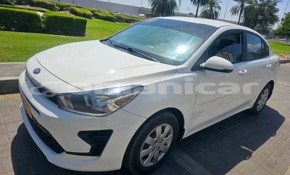 Buy Used Kia Rio White Car in as–Sib in Masqat Buy Used Kia Rio White Car in as–Sib in Masqat