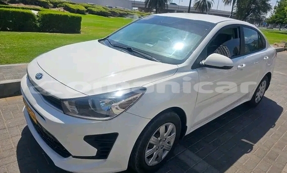 Buy Used Kia Rio White Car in as–Sib in Masqat Buy Used Kia Rio White Car in as–Sib in Masqat
