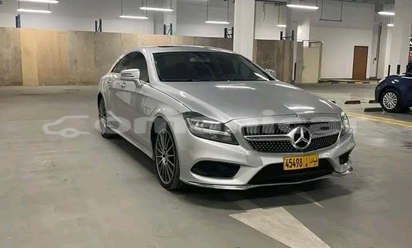 Buy Used Ford Capri White Car in Rusayl in Rusayl Buy Used Ford Capri White Car in Rusayl in Rusayl