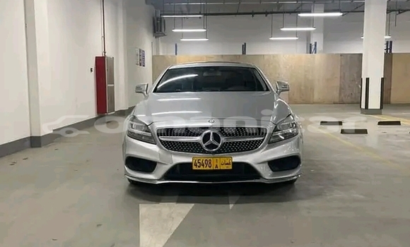 Buy Used Ford Capri White Car in Rusayl in Rusayl Buy Used Ford Capri White Car in Rusayl in Rusayl