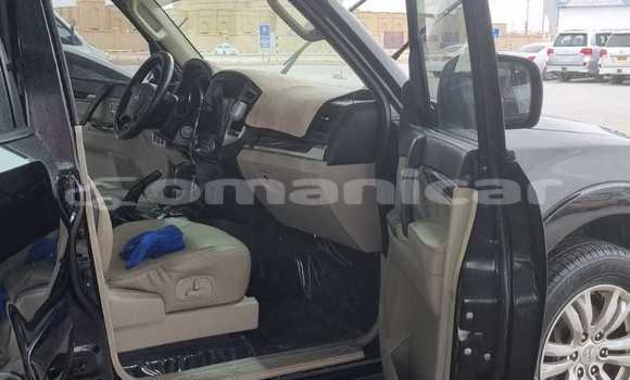 Buy Used Mitsubishi Pajero Black Car in Salalah in Dhufar Buy Used Mitsubishi Pajero Black Car in Salalah in Dhufar