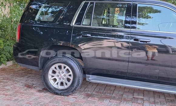 Buy Used GMC Yukon Black Car in Al khuwair in al-Batinah Buy Used GMC Yukon Black Car in Al khuwair in al-Batinah