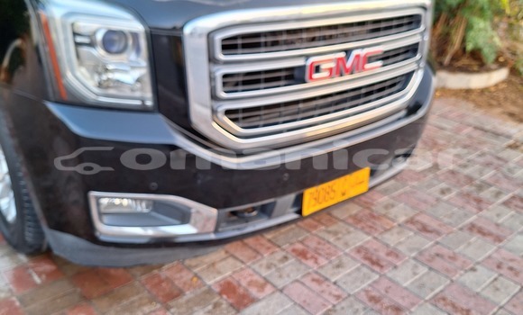 Buy Used GMC Yukon Black Car in Al khuwair in al-Batinah Buy Used GMC Yukon Black Car in Al khuwair in al-Batinah
