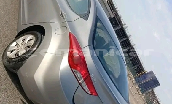 Buy Used BMW 2er Grand Tourer Silver Car in as–Sib in Masqat Buy Used BMW 2er Grand Tourer Silver Car in as–Sib in Masqat