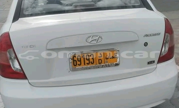 Buy Used BMW 2er White Car in ar–Rustaq in al-Batinah Buy Used BMW 2er White Car in ar–Rustaq in al-Batinah