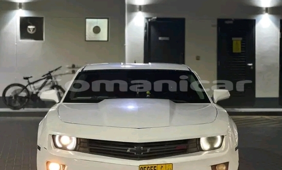 Buy Used BMW 2er White Car in as–Sib in Masqat Buy Used BMW 2er White Car in as–Sib in Masqat