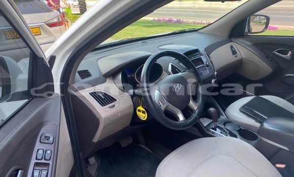 Buy Used Hyundai Tucson Green Car in al–Mudaybi in ash-Sharqiyah Buy Used Hyundai Tucson Green Car in al–Mudaybi in ash-Sharqiyah