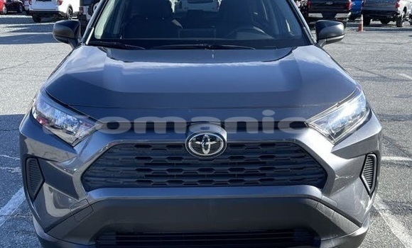 Buy Used Toyota RAV4 Beige Car in al–Masna'ah in al-Batinah Buy Used Toyota RAV4 Beige Car in al–Masna'ah in al-Batinah