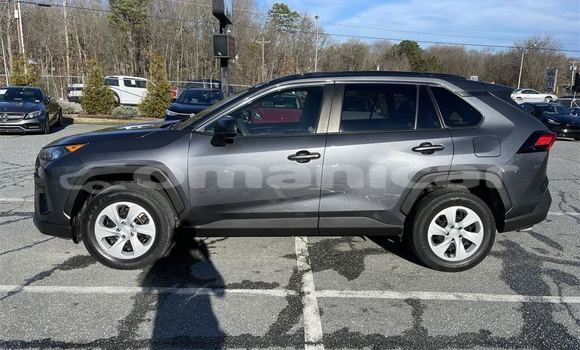 Buy Used Toyota RAV4 Beige Car in al–Masna'ah in al-Batinah Buy Used Toyota RAV4 Beige Car in al–Masna'ah in al-Batinah