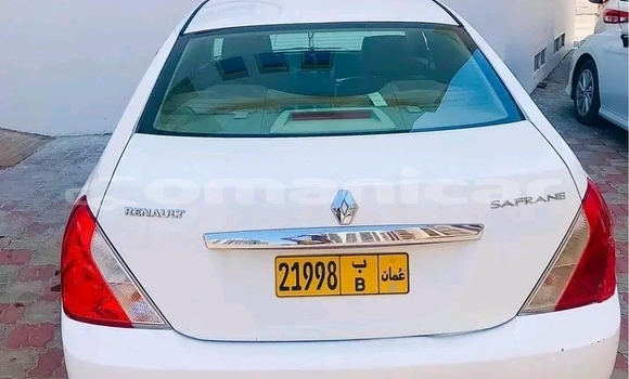 Buy Used Renault Alaskan White Car in Masqat in Masqat Buy Used Renault Alaskan White Car in Masqat in Masqat