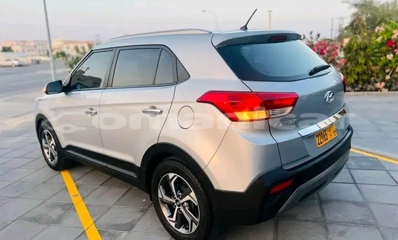 Buy Used Jeep Liberty Other Car in Suhar in al-Batinah Buy Used Jeep Liberty Other Car in Suhar in al-Batinah