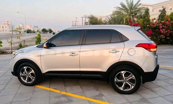 Buy Used Jeep Liberty Other Car in Suhar in al-Batinah Buy Used Jeep Liberty Other Car in Suhar in al-Batinah