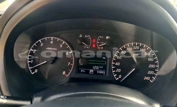 Buy Used Nissan Stanza White Car in Azaiba in Masqat Buy Used Nissan Stanza White Car in Azaiba in Masqat