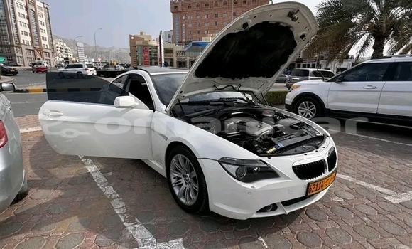 Buy Used BMW 600 White Car in Nizwa in ad-Dakhiliyah Buy Used BMW 600 White Car in Nizwa in ad-Dakhiliyah