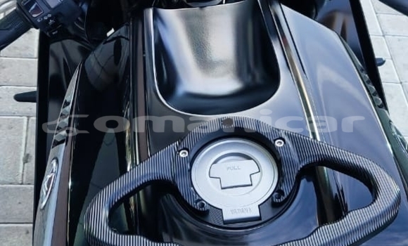 Buy Used Yamaha YZF Beige Bike in Muscat in Masqat Buy Used Yamaha YZF Beige Bike in Muscat in Masqat