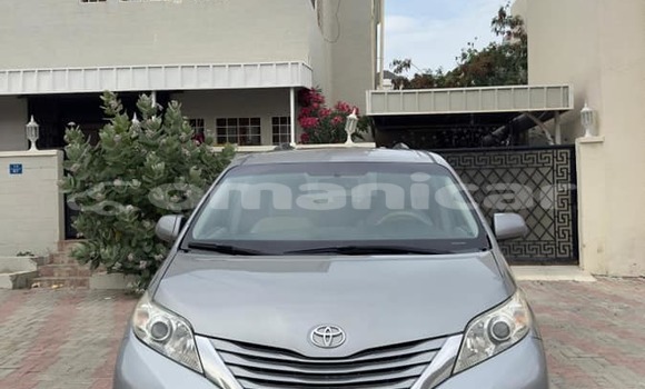 Buy Used Toyota Passo Sette Red Car in al–Buraymi in adh-Dhahirah Buy Used Toyota Passo Sette Red Car in al–Buraymi in adh-Dhahirah