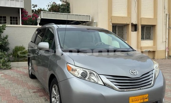 Buy Used Toyota Passo Sette Red Car in al–Buraymi in adh-Dhahirah Buy Used Toyota Passo Sette Red Car in al–Buraymi in adh-Dhahirah