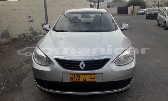 Buy Used Renault Fluence Silver Car in Muscat in Masqat